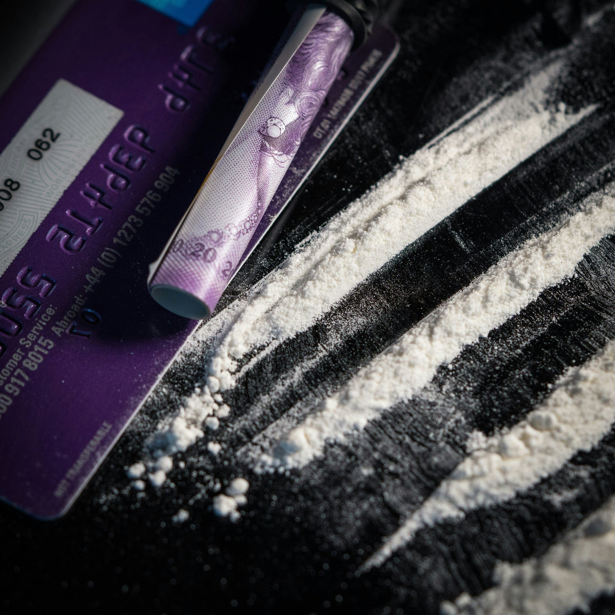 3,4-ETMC kaufen: Wirkung, Legalität & Risiken erklärt