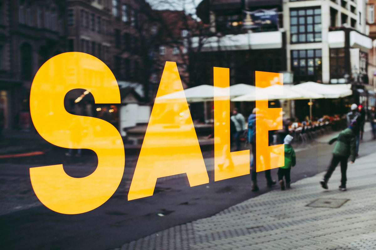 Weed kaufen an Black Friday 2025 – legale CBD-Deals, Angebote und Rabatte für Cannabis-Fans